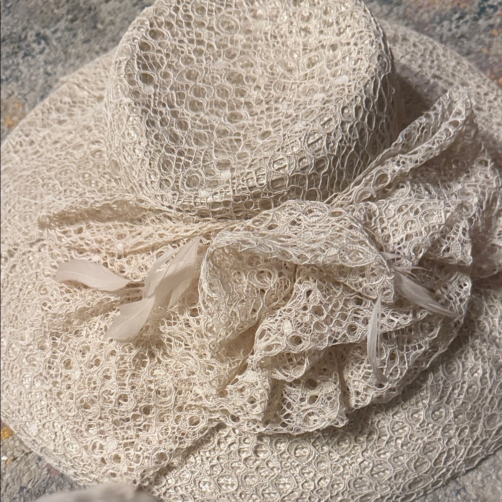 Amazing Wide Brim Bellisima Cream Lace Women's Hat Kentucky Derby Cottagecore - Picture 3 of 7